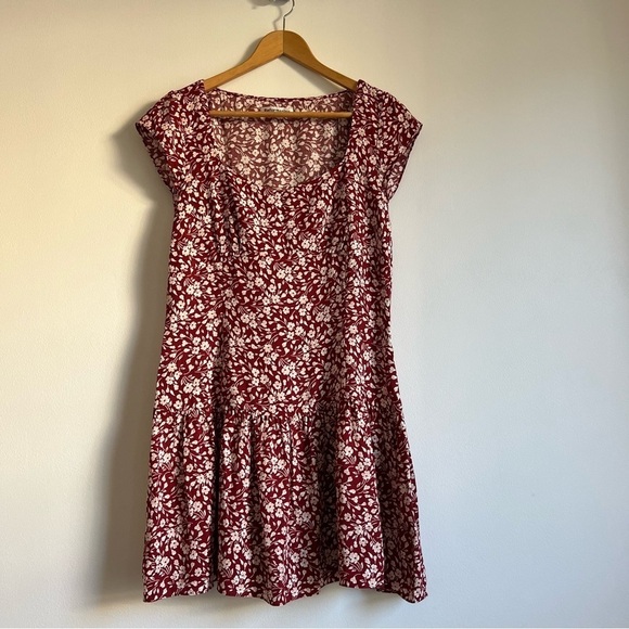 Reformation Olencia Dress in Flower Girl - Picture 5 of 16